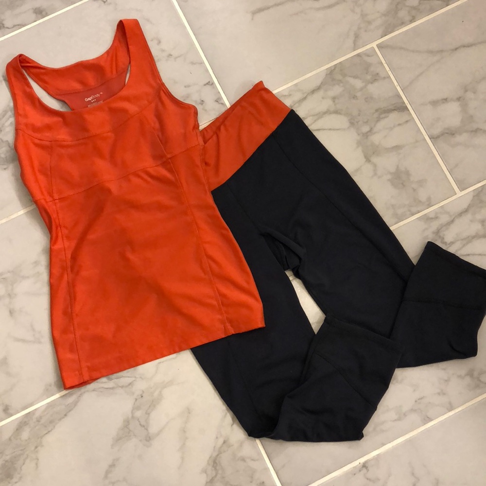 {GAP} Athletic Tank and Yoga Pants Set